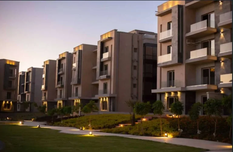 Cyra – Sun Capital in October Gardens by Arabia Holding في October Gardens Cyra – Sun Capital in October Gardens by Arabia Holding في October Gardens
