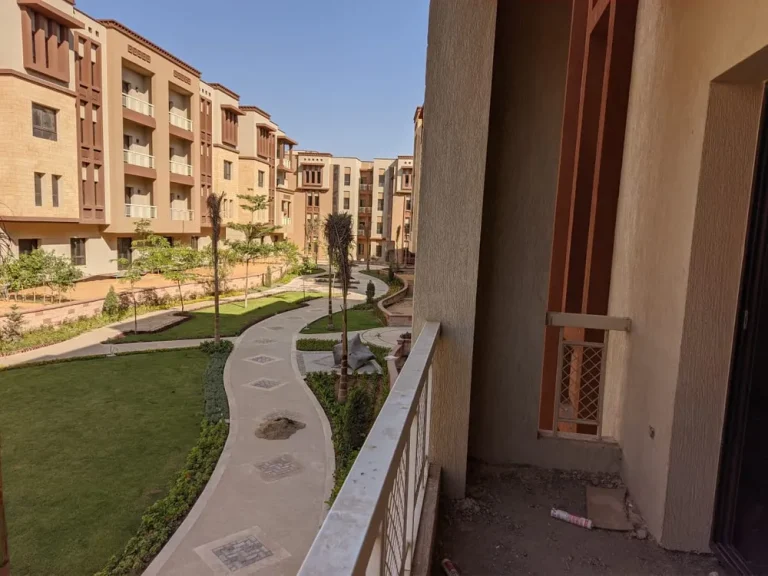 شقة كبيرة — Green 6 in 6th of October City by Mabany Edris في 6th of October Cit